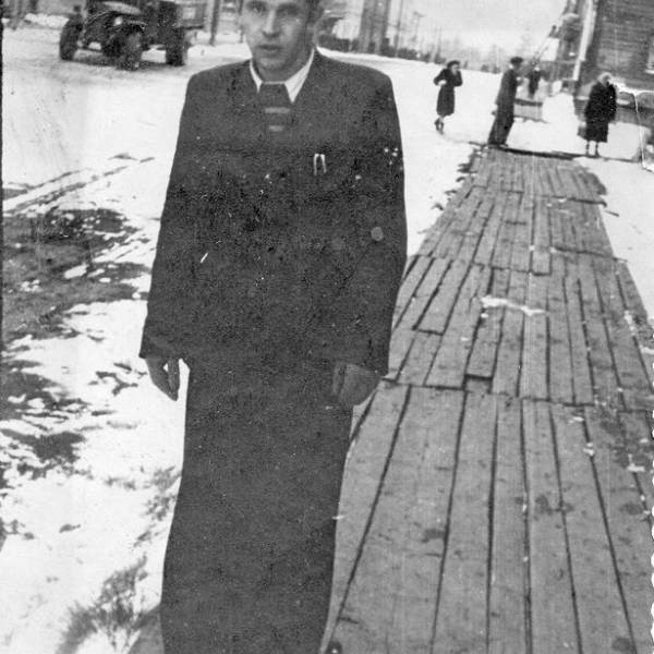 ул. Карла Либкнехта, пересечение с Ч.Лучинского. 1952 год