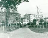Сквер у Драматического Театра. Снимок сделан предположительно в 1945-51 годах.