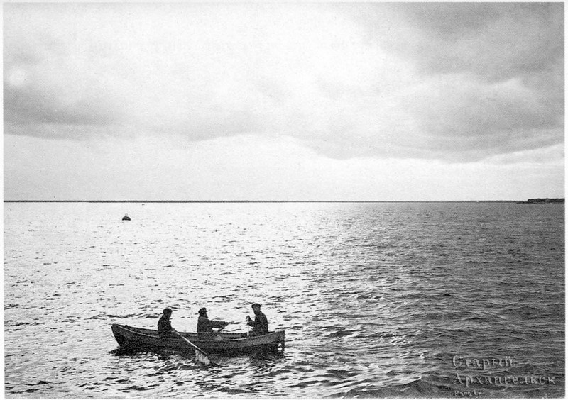 Таможенная лодка на Белом море. 1910-е