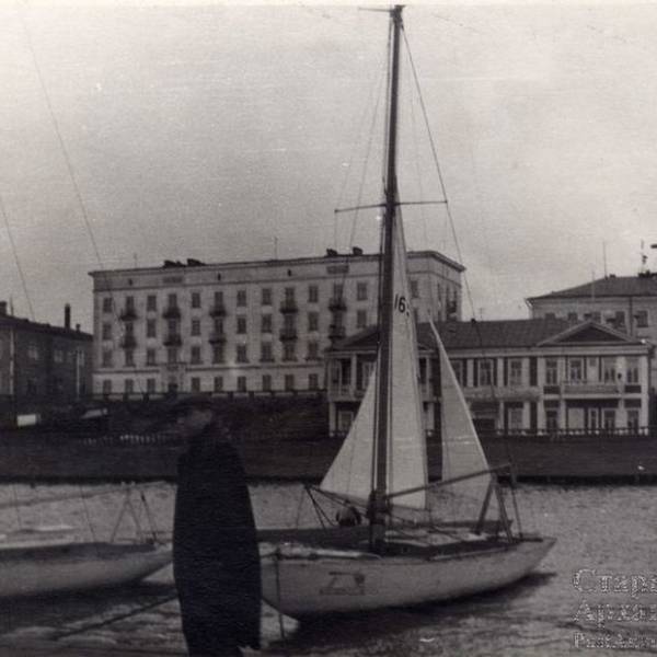 Яхт-клуб. Сентябрь 1962 года.
