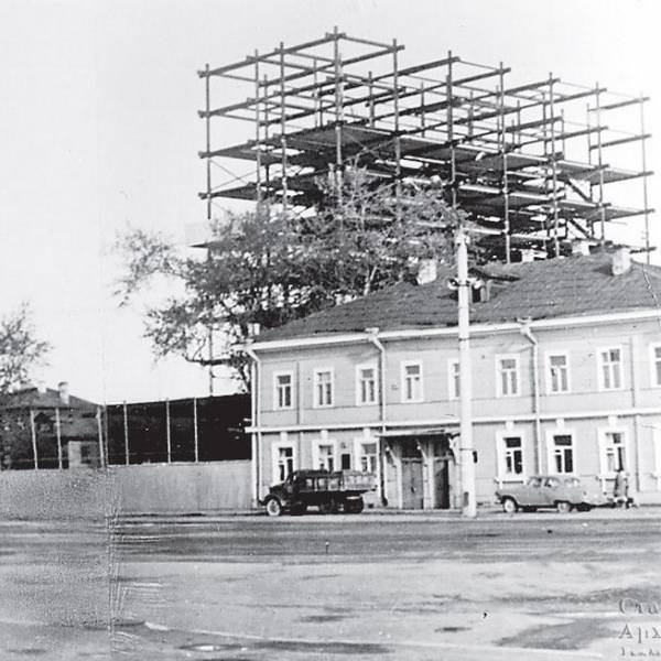 Строительство здания Северного морского пароходства. Конец 1960-х г.