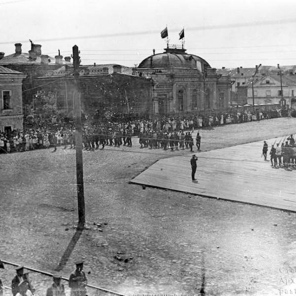 Площадь и улица Соборная. 1919 год