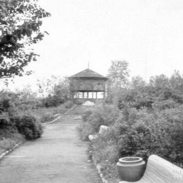 В Петровском парке. 1951 год