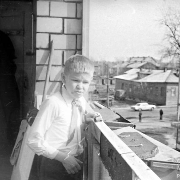 Вид на Ломоносова с балкона К.Маркса, 12. 1977 год