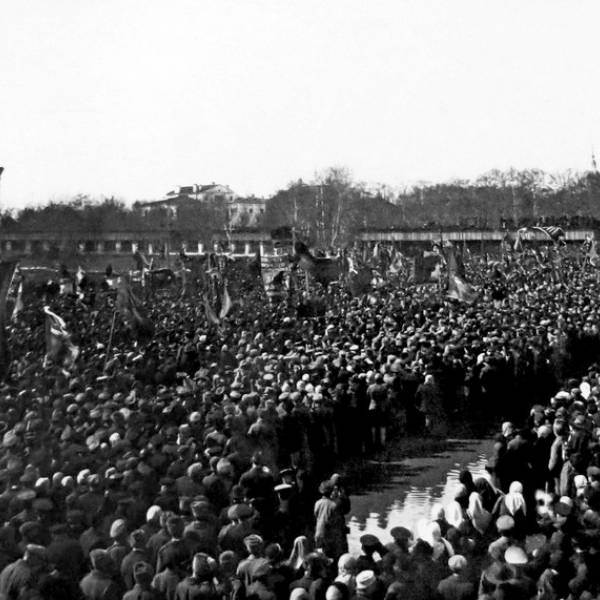 Митинг на Соборной площади. 1917 год