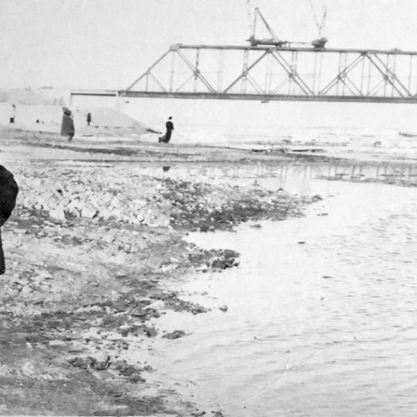 Строительство моста. 1963 год