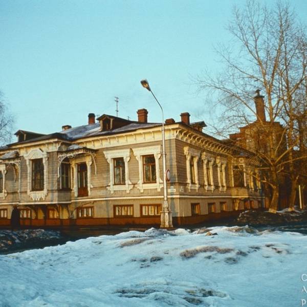 Дом А.Ю. Суркова. 1985 год
