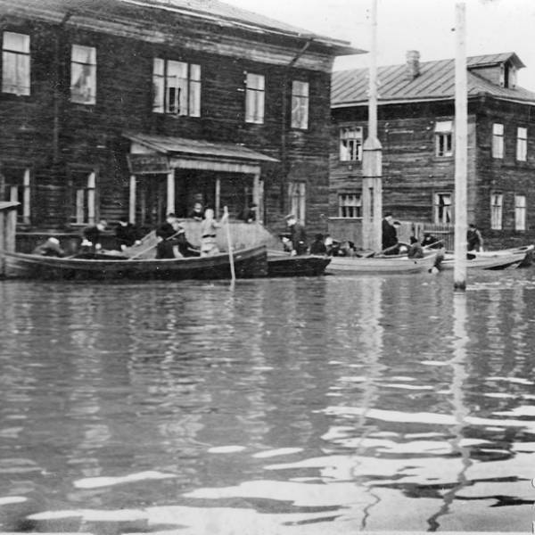 Наводнение в Соломбале. ул. Краснофлотская. 1950-е